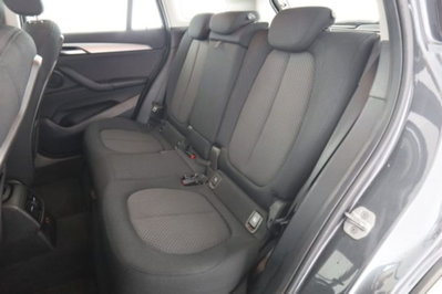 BMW X1 sDrive18d Business Advantage (3)