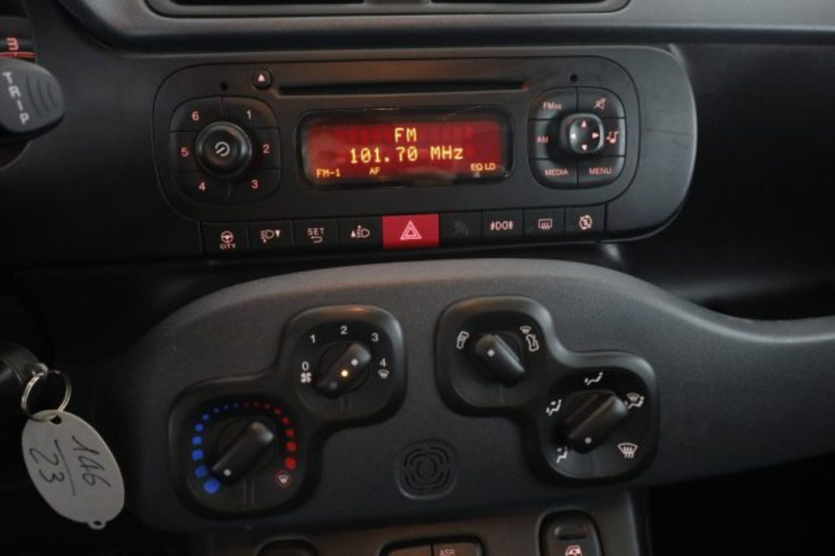 Fiat Panda 1.3 MJT 95 CV S&S Easy (8)