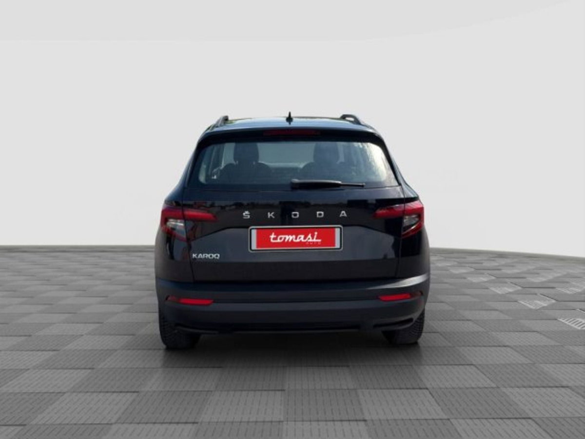 Skoda Karoq 1.5 tsi Executive dsg (4)