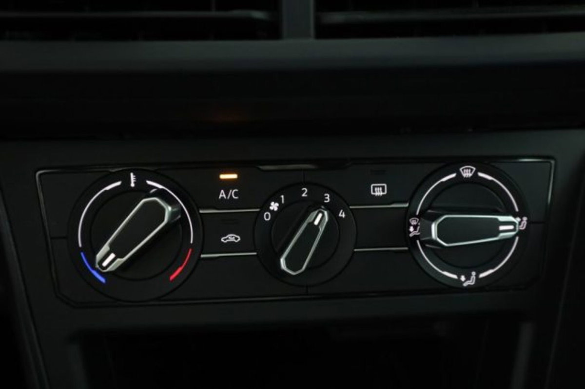 Volkswagen Polo 1.0 EVO (11)