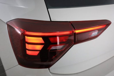 Volkswagen Polo 1.0 EVO (9)