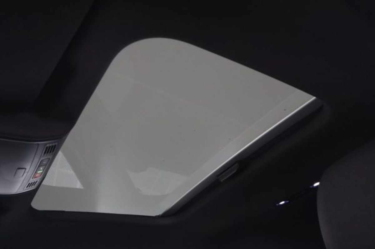 Volkswagen Taigo 1.0 tsi R-Line 115cv (13)