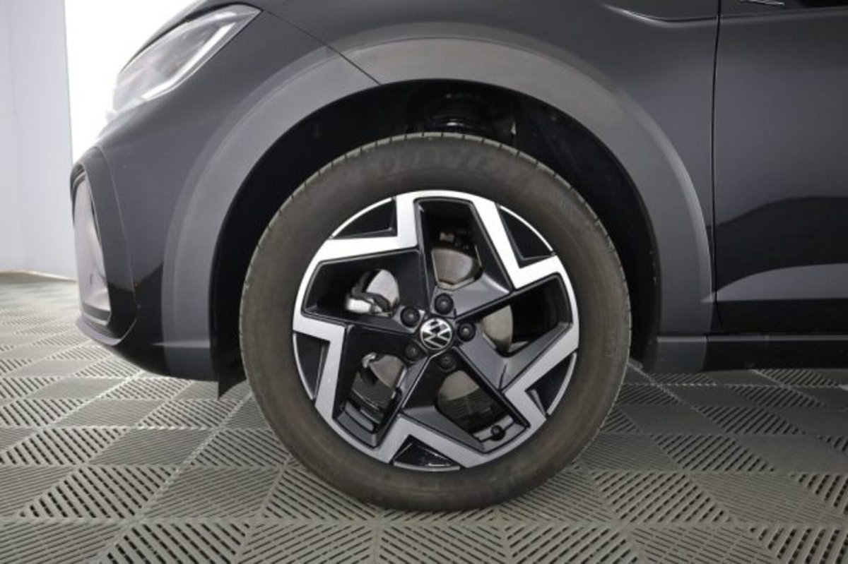 Volkswagen Taigo 1.0 tsi R-Line 115cv (8)