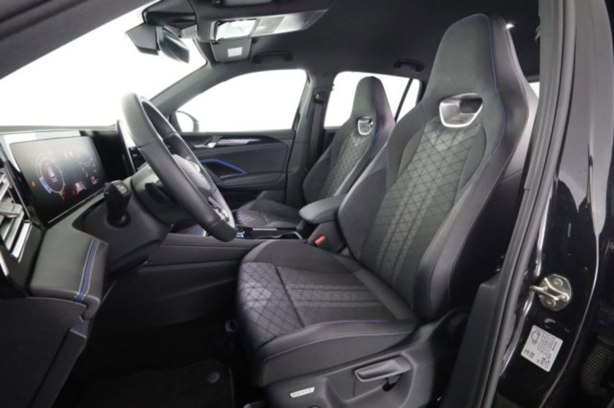 Volkswagen Tiguan 2.0 tdi R-Line 150cv dsg (2)