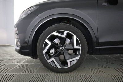 Volkswagen Tiguan 2.0 tdi R-Line 150cv dsg (8)