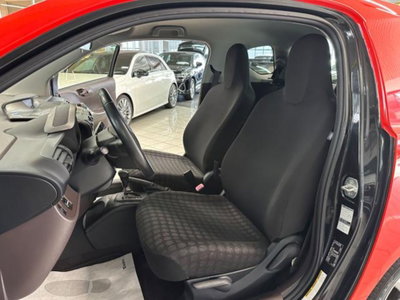 Toyota iQ 1.0 Multidrive (11)