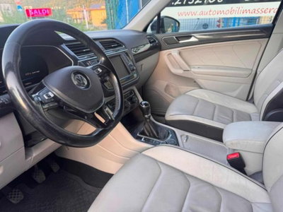 Volkswagen Tiguan 2.0 TDI SCR 4MOTION Executive BlueMotion Technology (14)