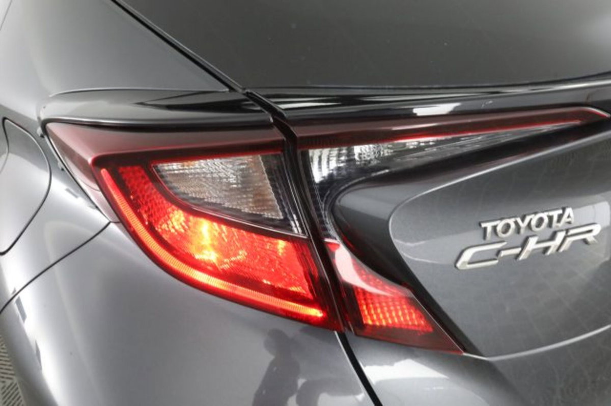 Toyota Toyota C-HR 2.0 Hybrid E-CVT Lounge (10)