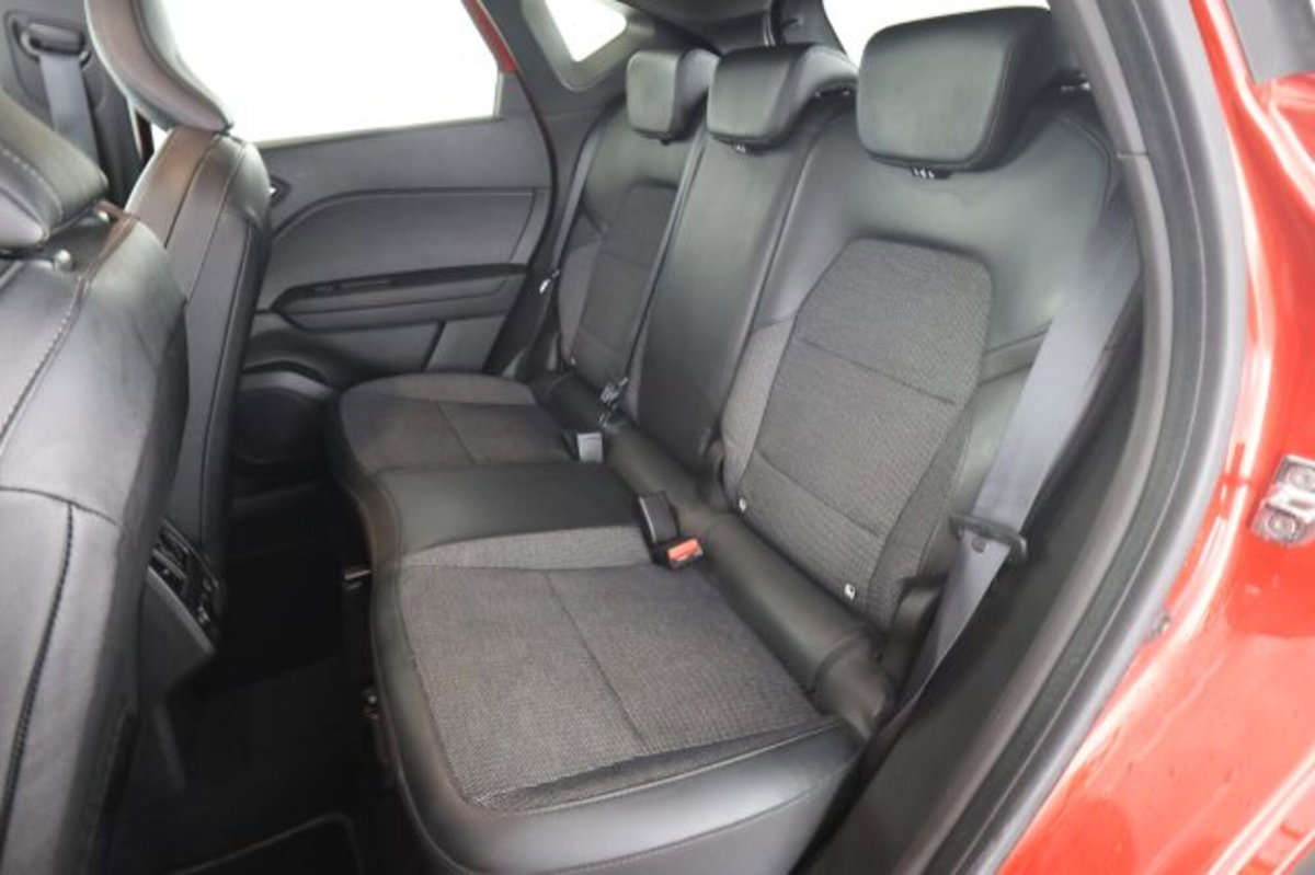 Renault Captur Full Hybrid E-Tech 145 CV Rive Gauche (3)