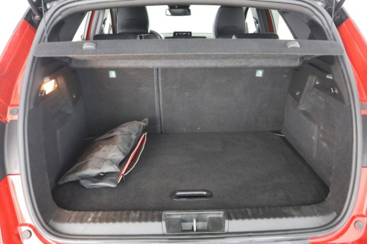 Renault Captur Full Hybrid E-Tech 145 CV Rive Gauche (6)