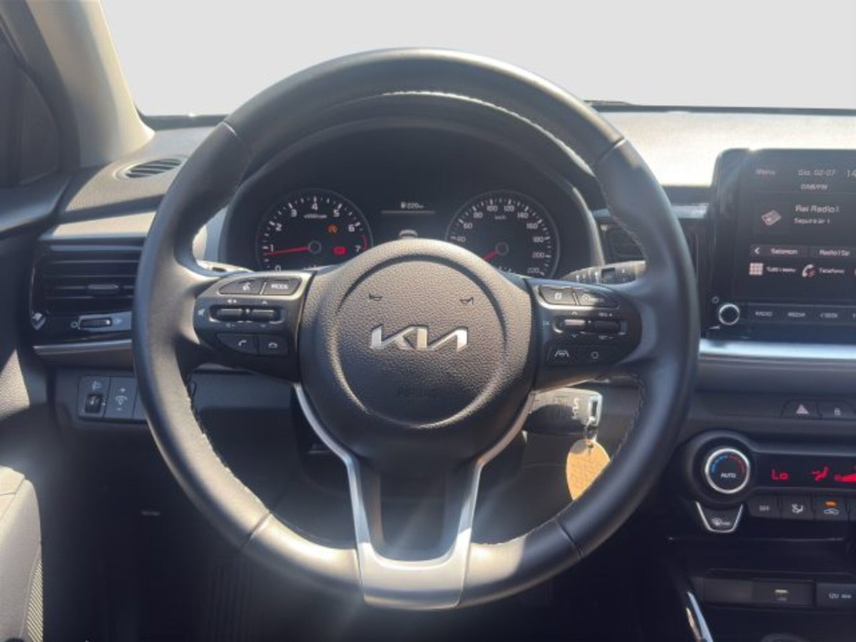 Kia Stonic 1.2 DPI Urban (12)