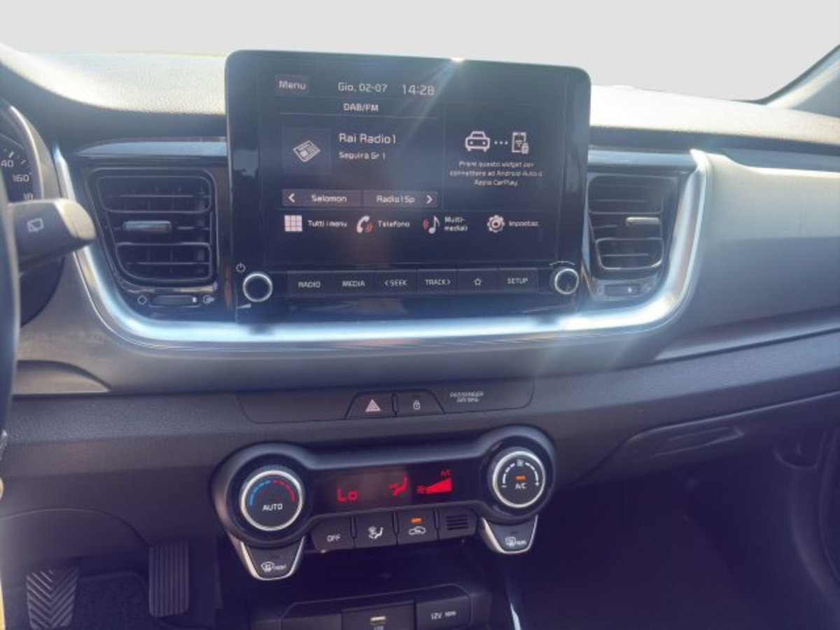 Kia Stonic 1.2 DPI Urban (16)