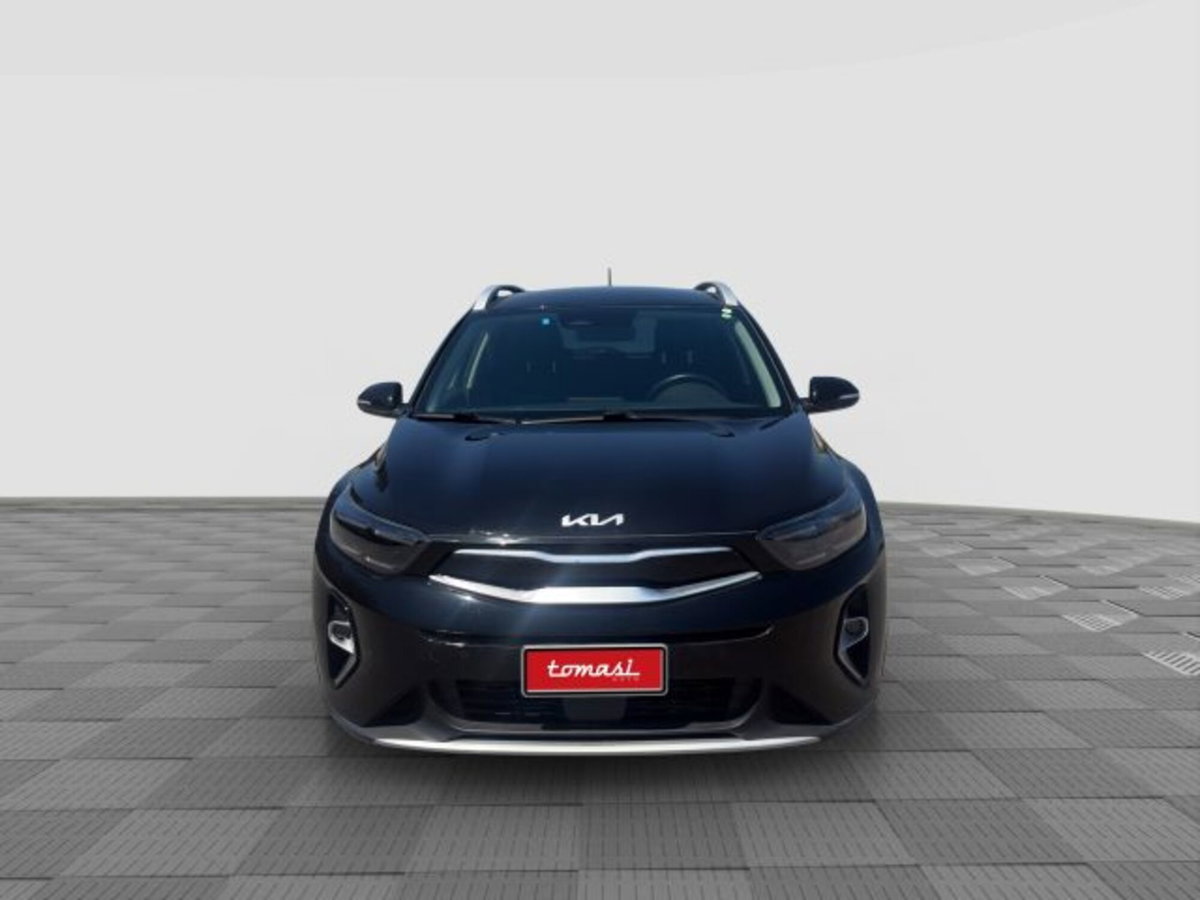 Kia Stonic 1.2 DPI Urban (8)