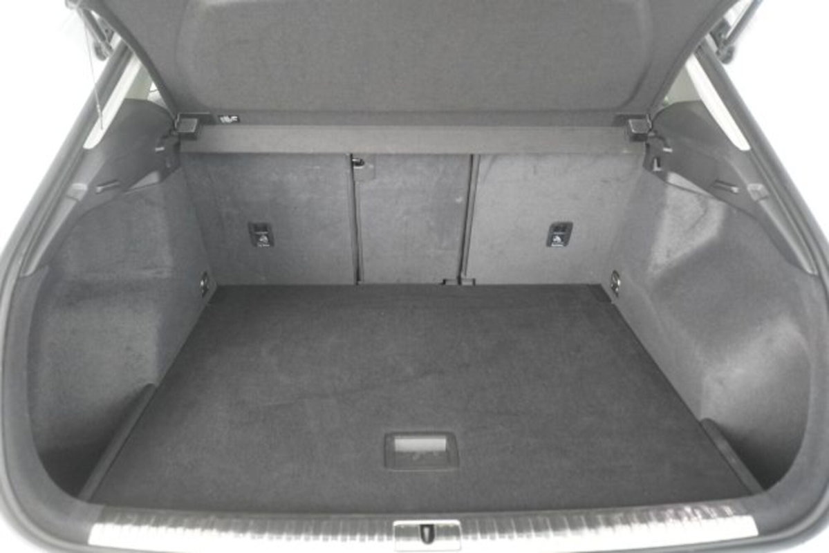 Audi Q3 Sportback 35 TDI quattro S tronic S line edition (5)
