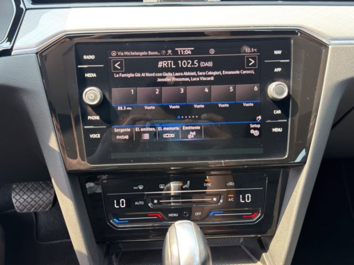 Volkswagen Passat Variant 2.0 TDI SCR EVO DSG Business (17)