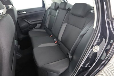 Volkswagen Polo 1.0 Life 80cv (3)