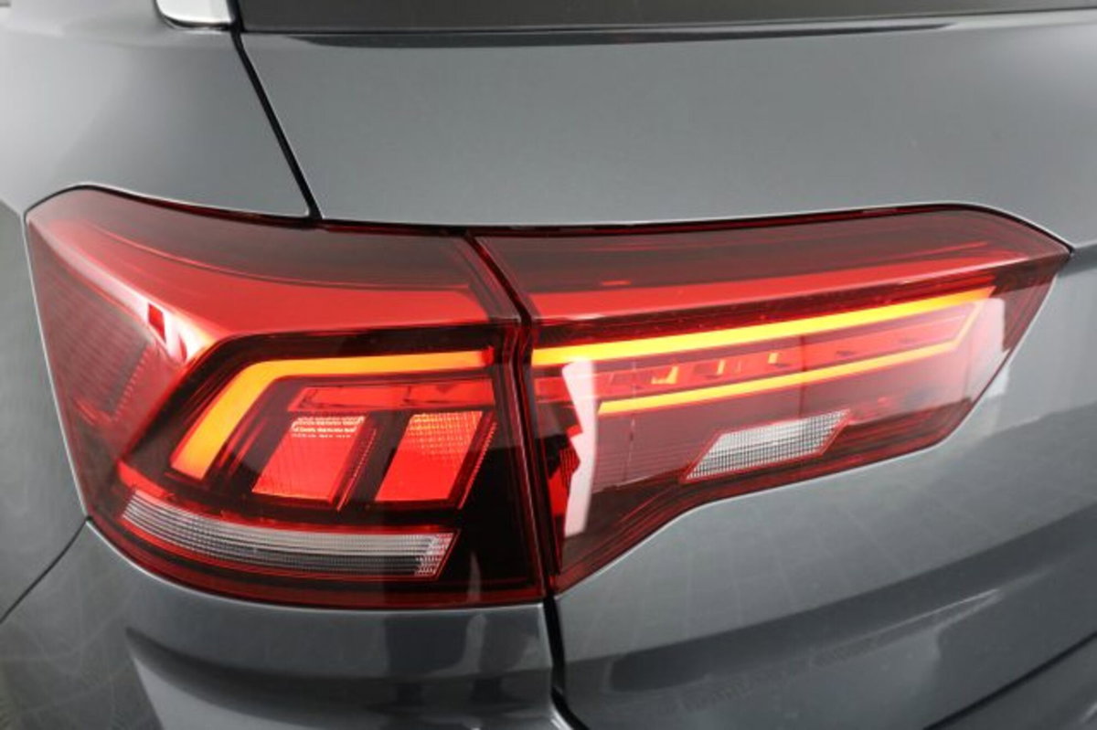 Volkswagen T-Roc 2.0 tdi R-Line 4motion 150cv dsg (10)