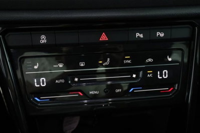 Volkswagen T-Roc 2.0 tdi R-Line 4motion 150cv dsg (13)