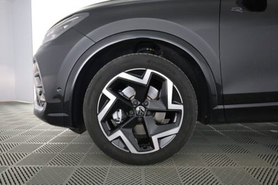 Volkswagen Tiguan 2.0 tdi R-Line 150cv dsg (8)