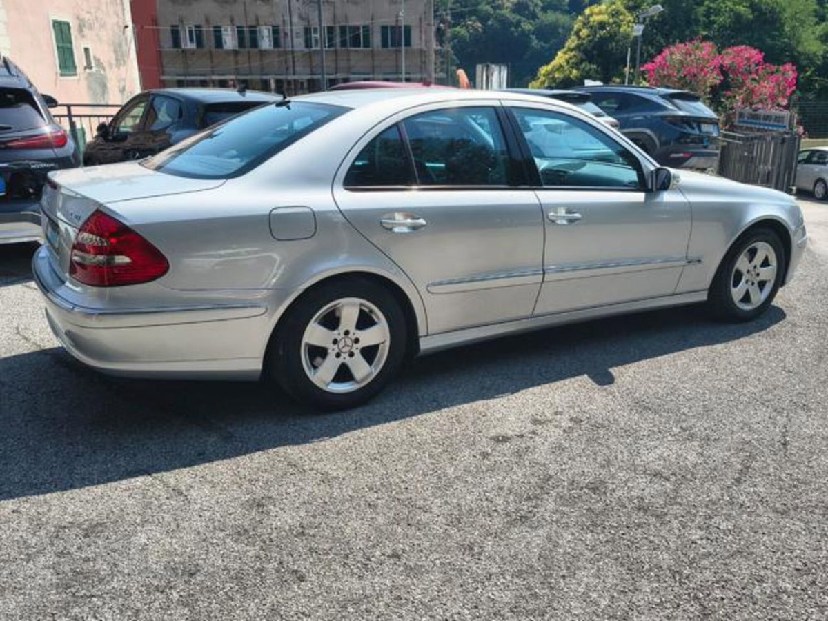 Mercedes-Benz Classe E 280 CDI V6 cat Avantgarde (5)