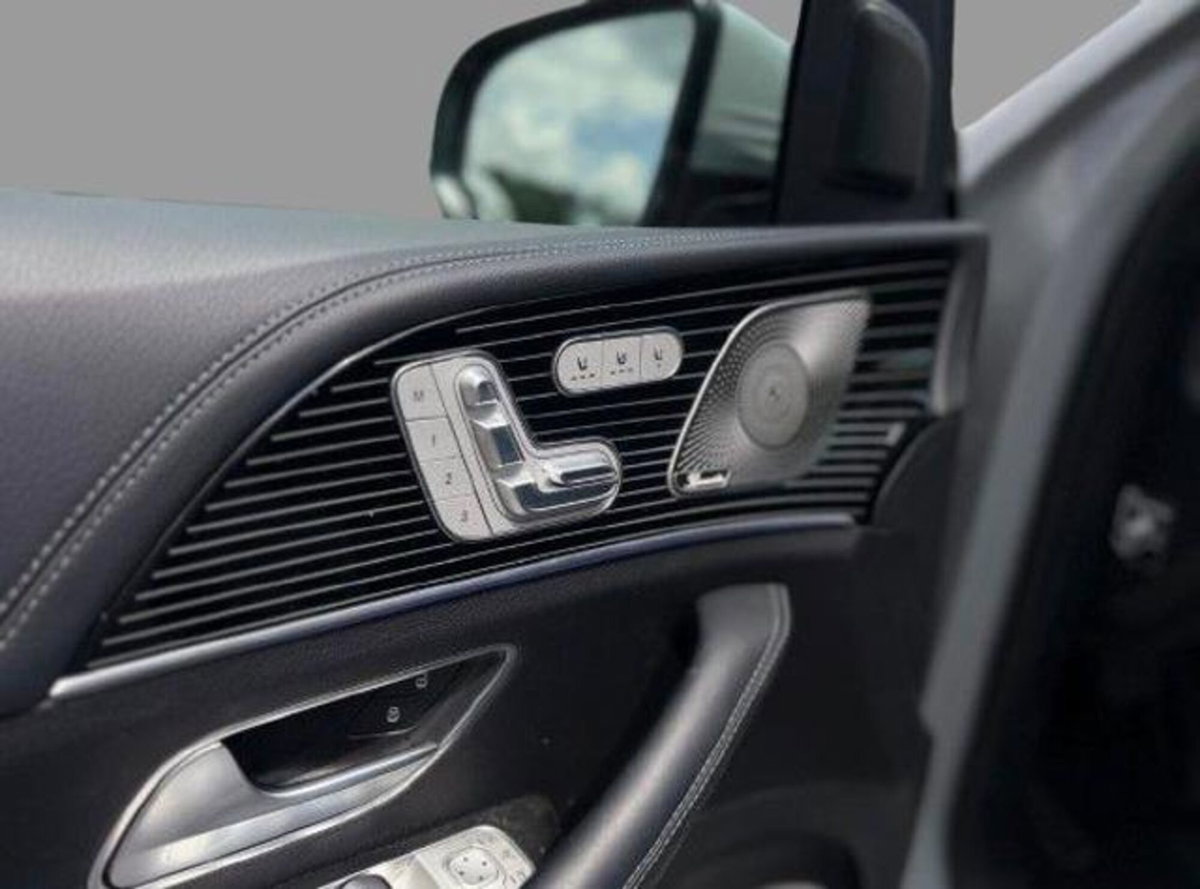 Mercedes-Benz GLE SUV 300 d AMG Line Premium Plus 4matic auto (3)