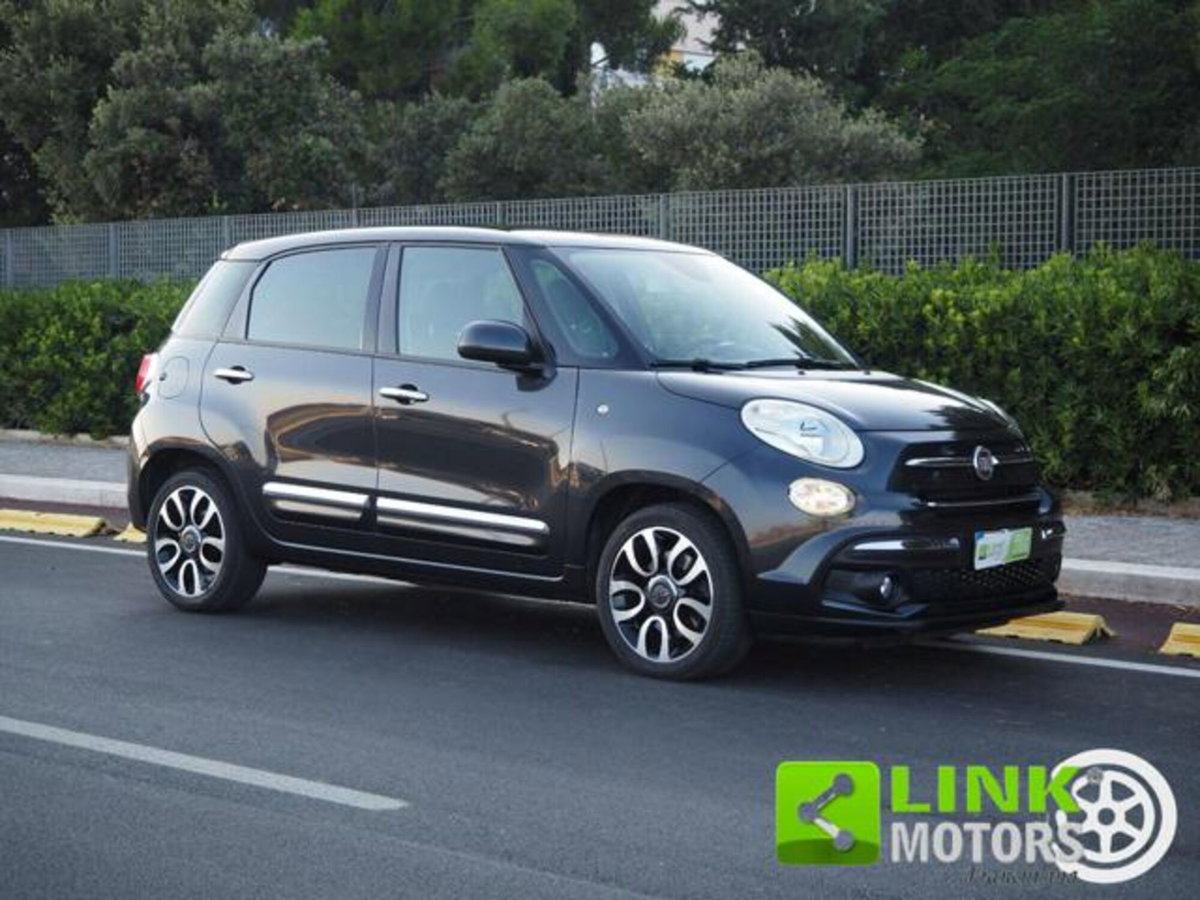 Fiat 500L 1.6 Multijet 120 CV Lounge (16)