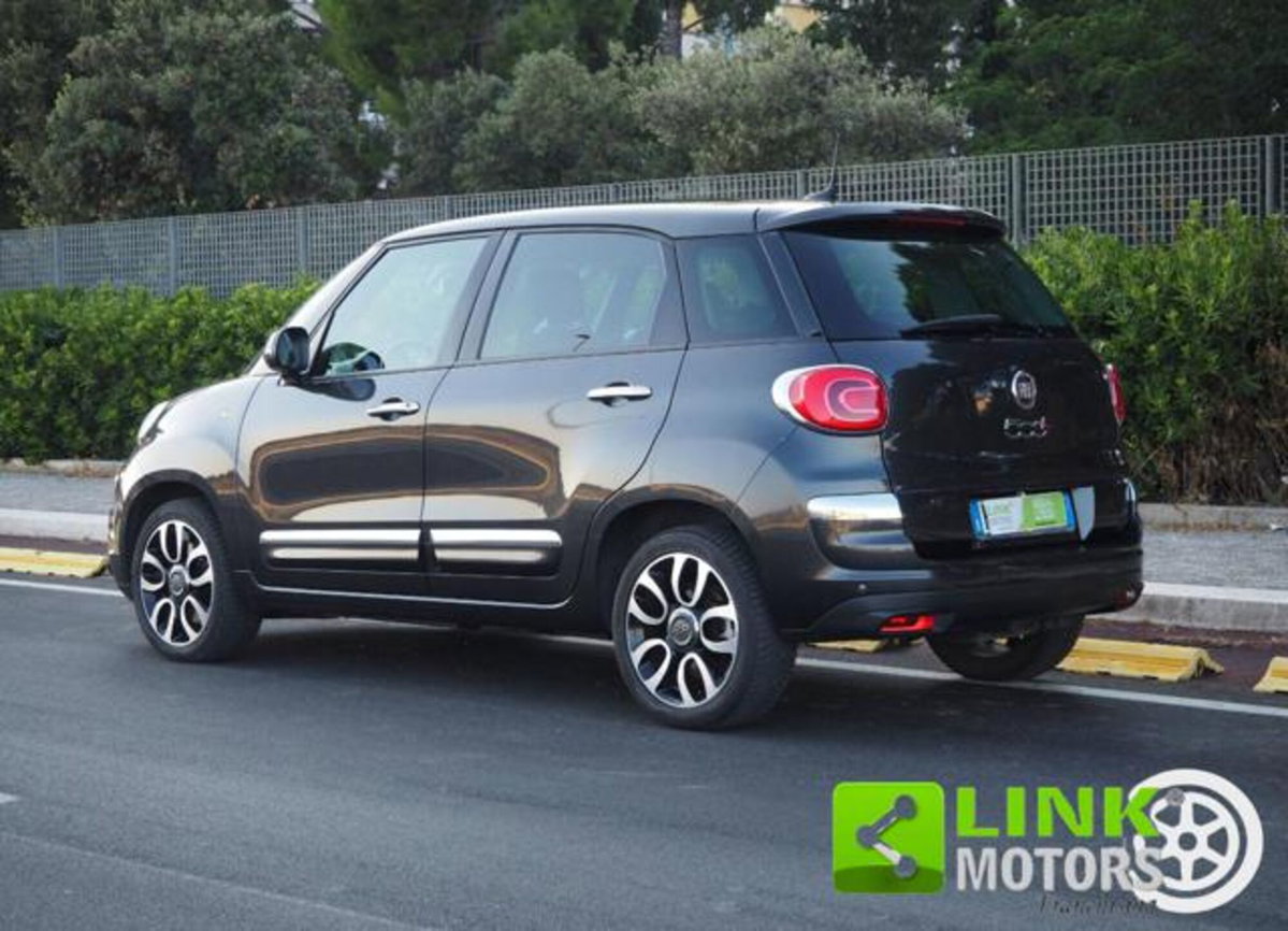 Fiat 500L 1.6 Multijet 120 CV Lounge (17)