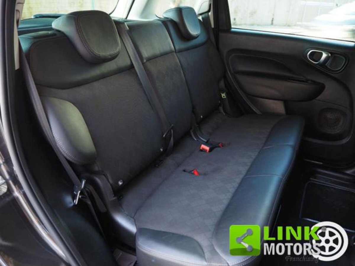 Fiat 500L 1.6 Multijet 120 CV Lounge (19)