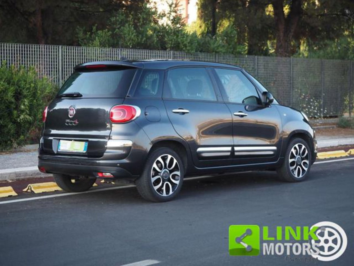 Fiat 500L 1.6 Multijet 120 CV Lounge (2)