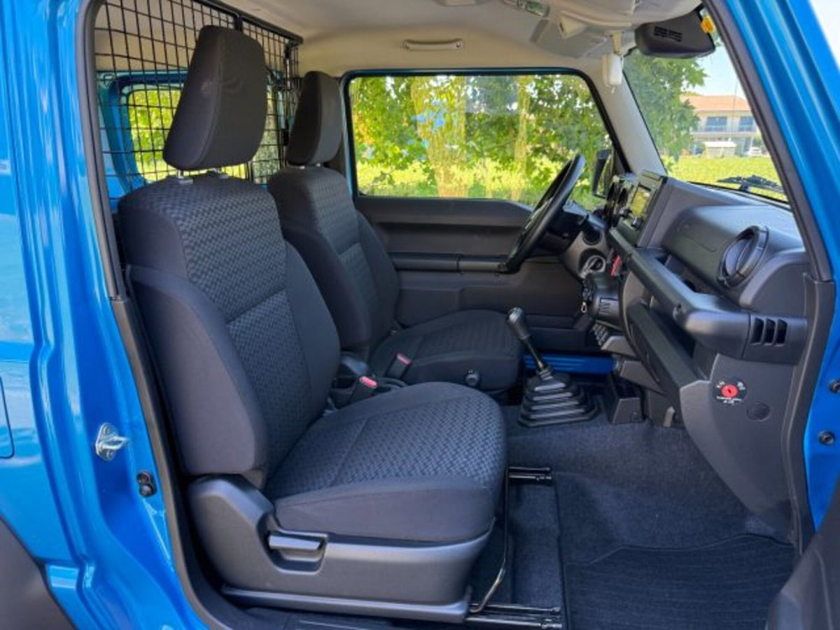 Suzuki Jimny 1.5 5MT Easy PRO (N1) (8)