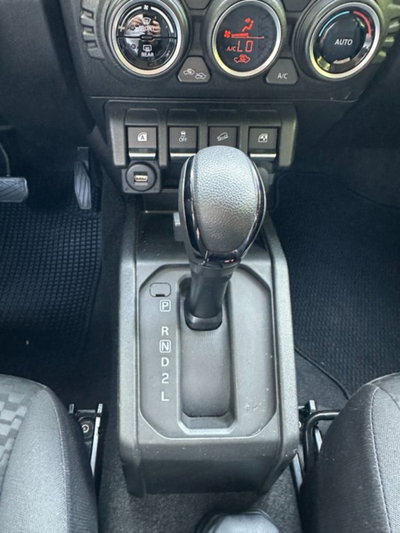 Suzuki Jimny 1.5 4AT Top (15)