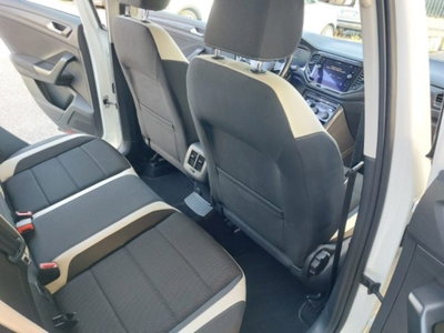 Volkswagen T-Roc 1.6 TDI SCR Advanced BlueMotion Technology (14)