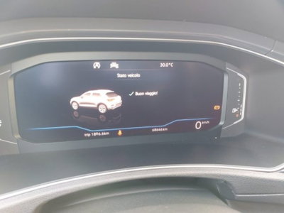 Volkswagen T-Roc 1.6 TDI SCR Advanced BlueMotion Technology (9)
