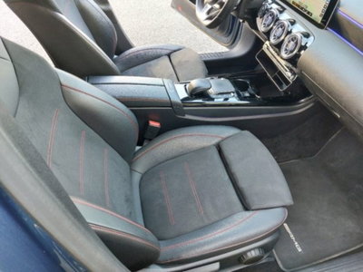 Mercedes-Benz Classe A Sedan 180 d Automatic 4p. Premium (14)