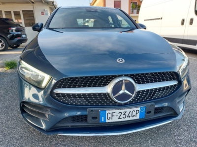 Mercedes-Benz Classe A Sedan 180 d Automatic 4p. Premium (2)