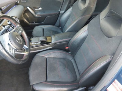 Mercedes-Benz Classe A Sedan 180 d Automatic 4p. Premium (6)