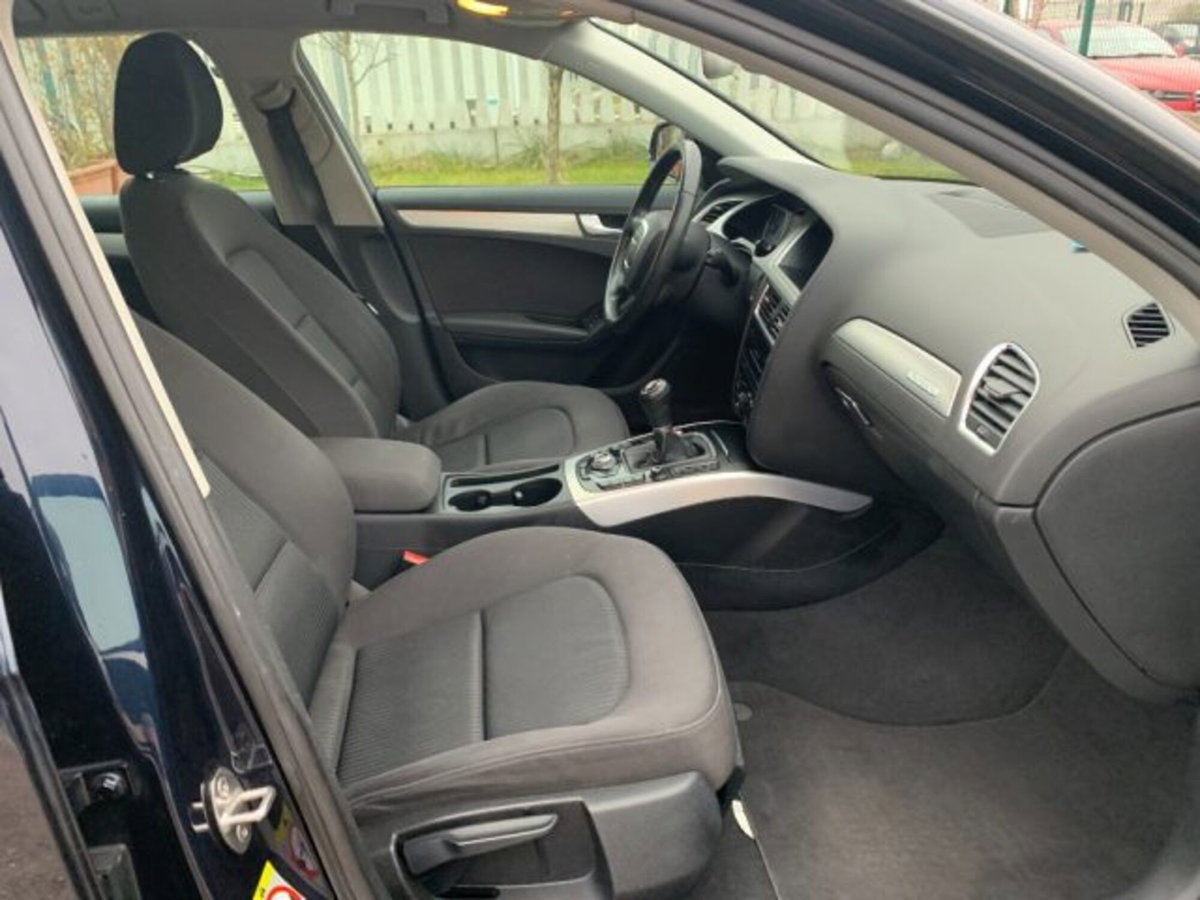 Audi A4 Avant 2.0 TDI 170CV F.AP. qu. Adv. (12)