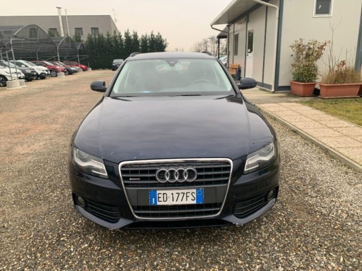 Audi A4 Avant 2.0 TDI 170CV F.AP. qu. Adv. (2)