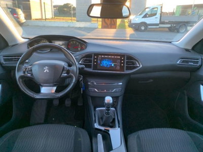 Peugeot 308 SW 1.6 e-HDi 115 CV Stop&Start Business (11)