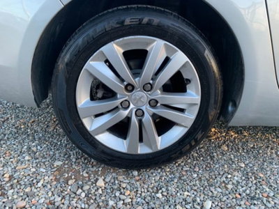 Peugeot 308 SW 1.6 e-HDi 115 CV Stop&Start Business (17)