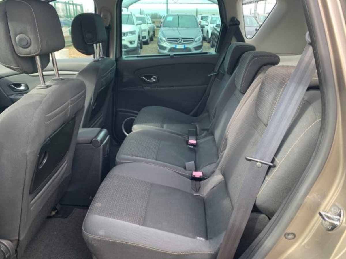 Renault Scenic E-Tech Electric 1.4 TCe Dynamique (10)