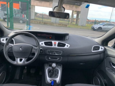 Renault Scenic E-Tech Electric 1.4 TCe Dynamique (11)