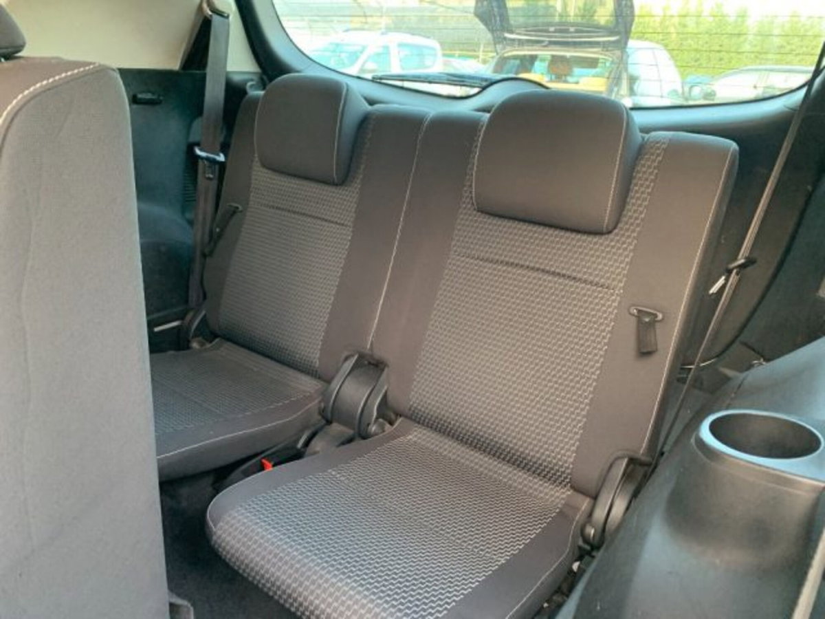 Toyota Verso 1.6 D-4D 7 posti (11)