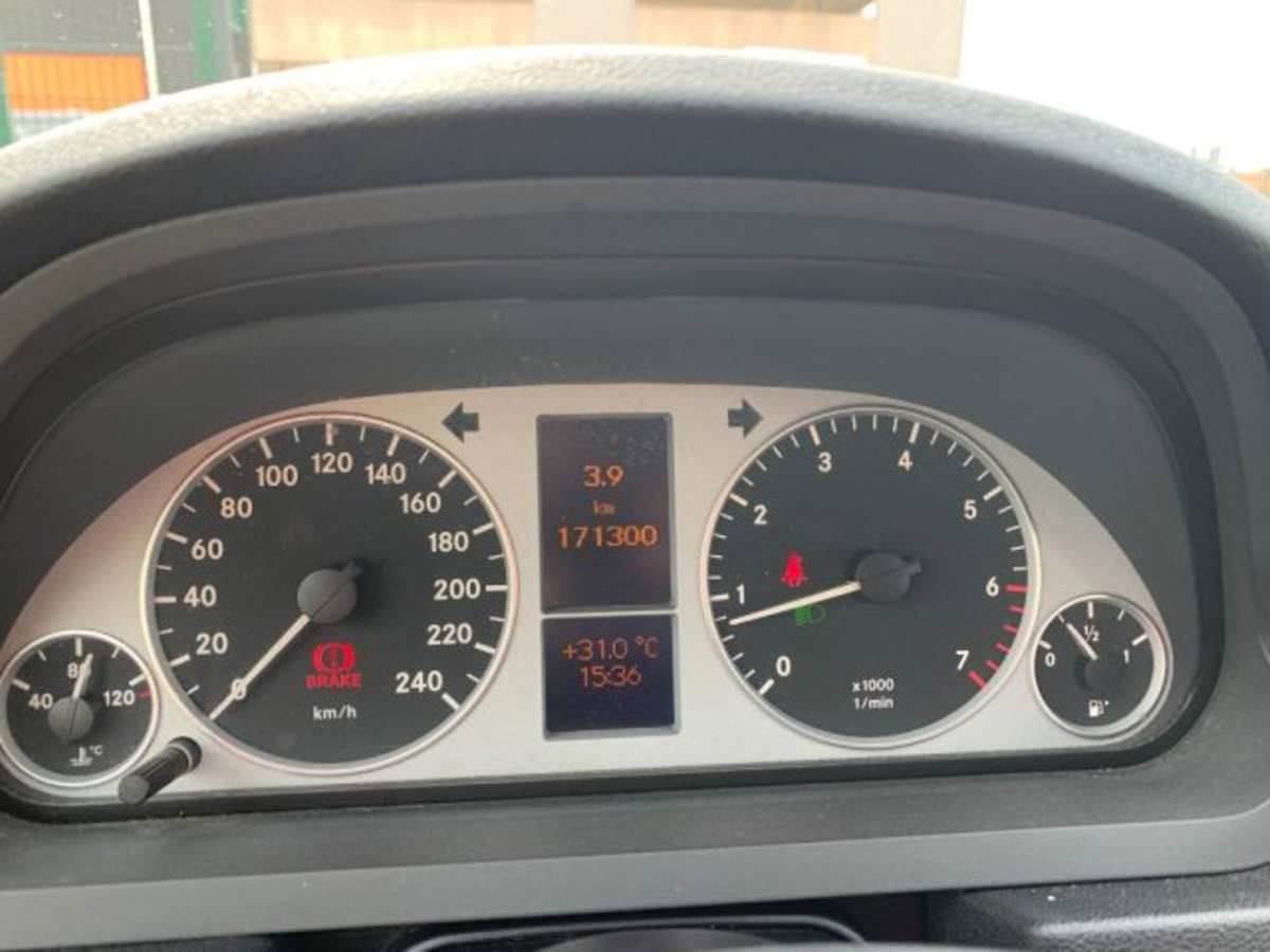 Mercedes-Benz Classe B 160 BlueEFFICIENCY Executive (12)