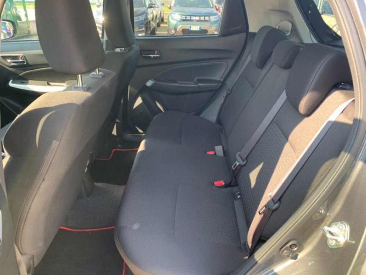 Suzuki Swift 1.2 Hybrid Top (12)