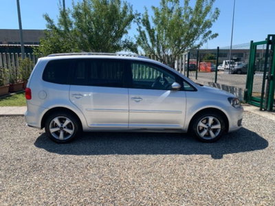 Volkswagen Touran 2.0 TDI 140 CV DSG Highline (4)