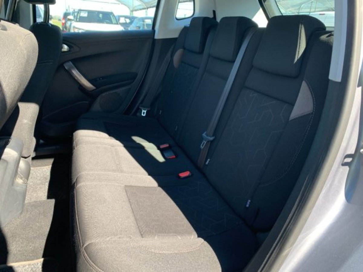 Peugeot 2008 100 Active (12)