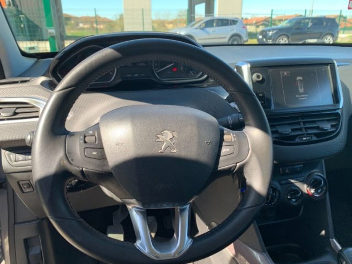 Peugeot 2008 100 Active (16)