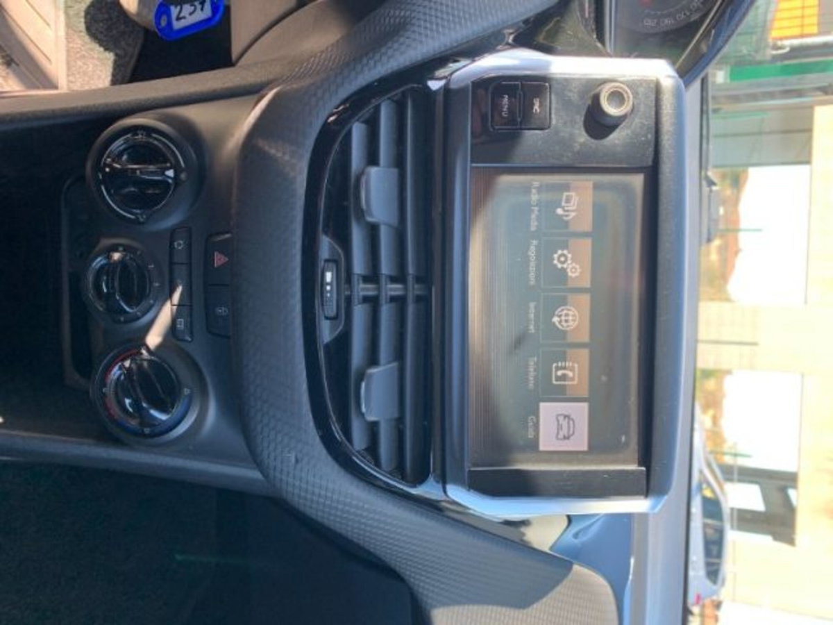 Peugeot 2008 100 Active (19)