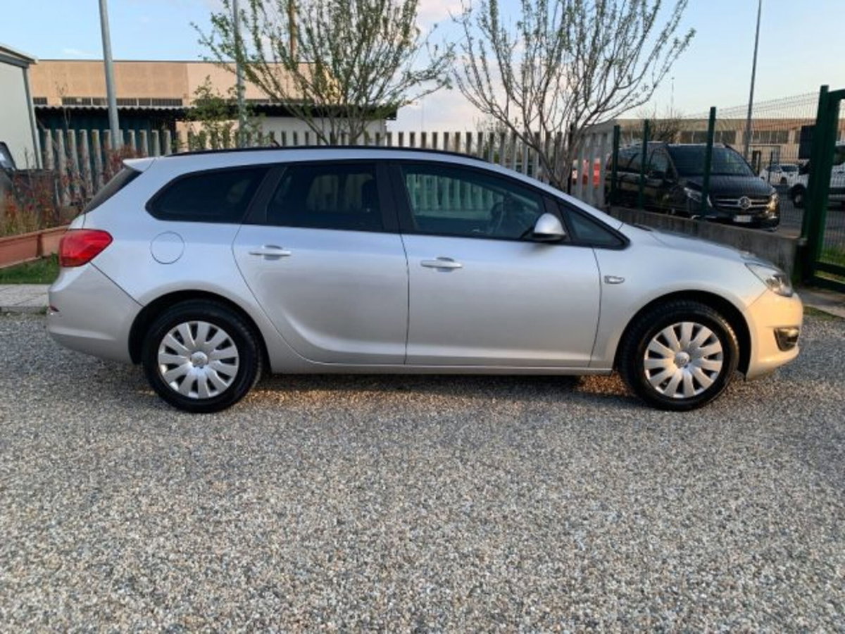 Opel Astra Station Wagon 1.6 CDTI EcoFLES&S Sports Cosmo (4)